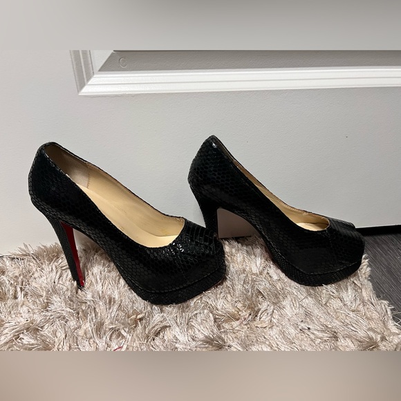 Christian Louboutin Black Snakeskin Textured Peep-Toe Platform Heels - Picture 4 of 8